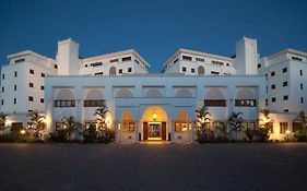 Lantana Galu Beach